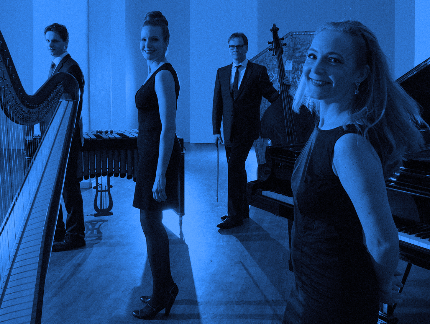 Julia Bartha: Klavier - Angelika Siman: Harfe - Holger Michalski: Kontrabass - Thomas Schindl: Vibraphon